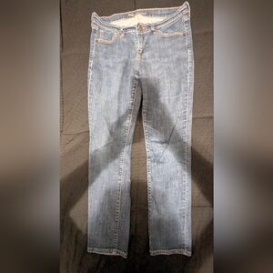 Old Navy Women's Medium Blue Straight-Leg Jeans